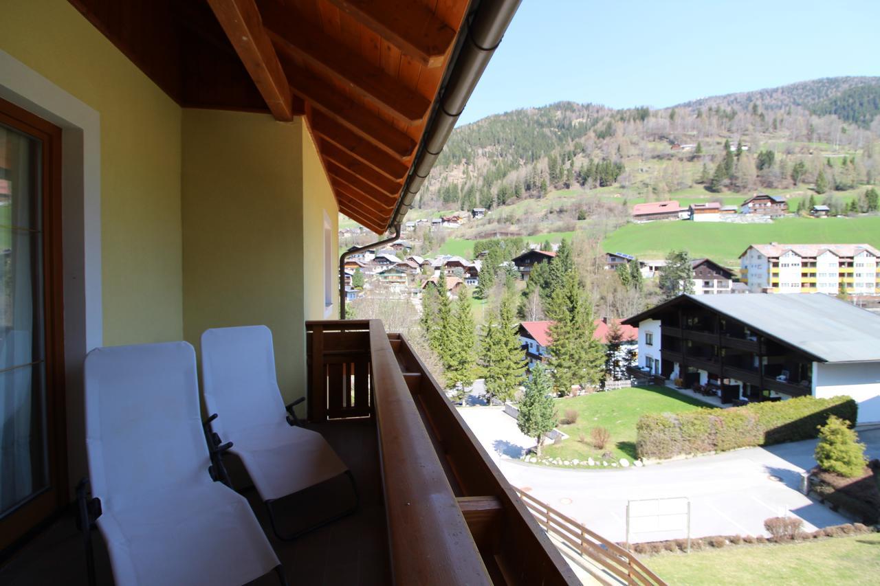 Apartamento Haus Martina By Isa Agentur Bad Kleinkirchheim Exterior foto